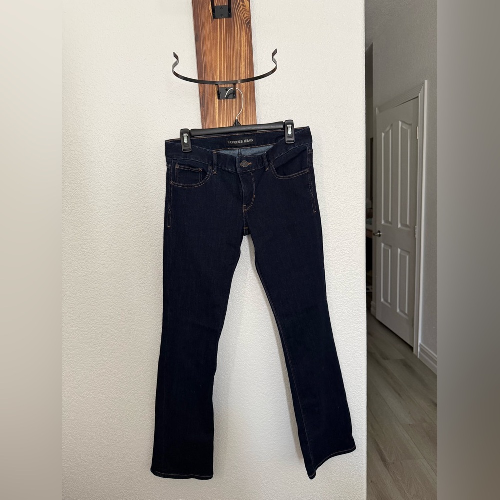 Express Women’s Dark Blue Stretch Jeans